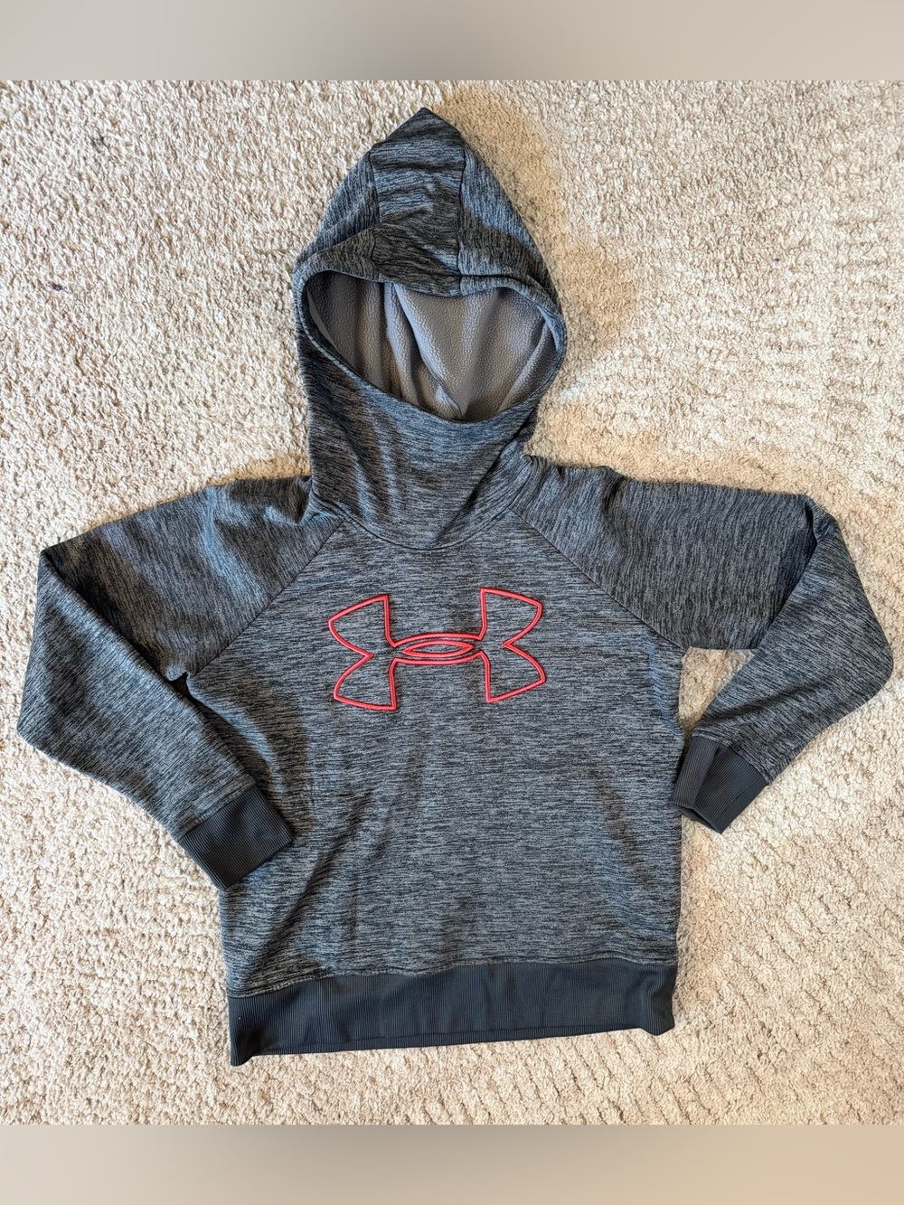 Under Armour women’s charcoal heather pullover hoodie - size S - EUC